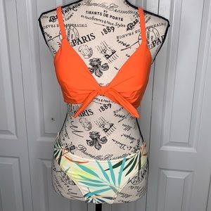 Cupshe Two Piece Set Bikini Swimsuit Orange/Cream Medium